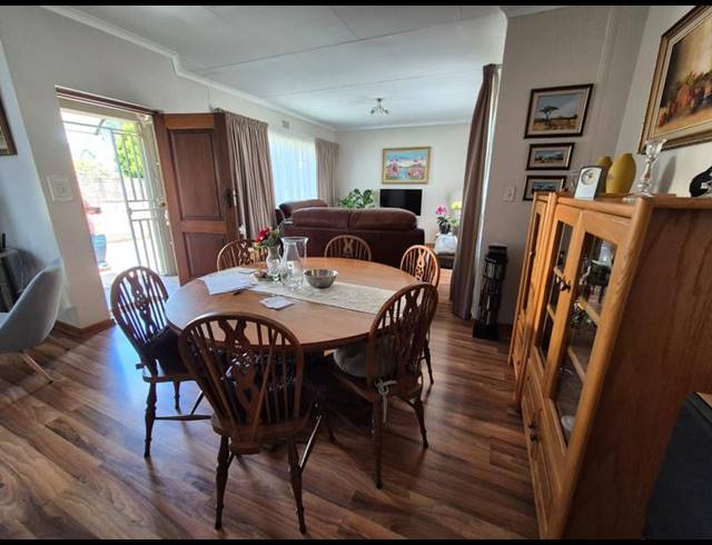 2 BEDROOM CLUSTER FOR SALE IN VERWOERDPARK